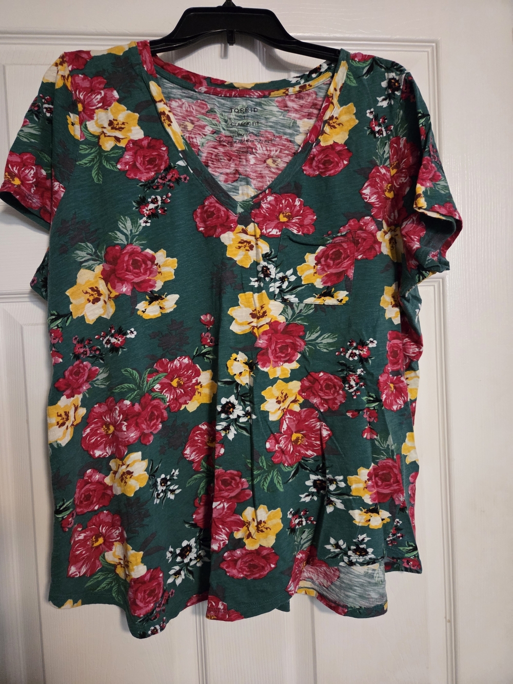 torrid Teal Green Floral V-Neck Short Sleeve Top